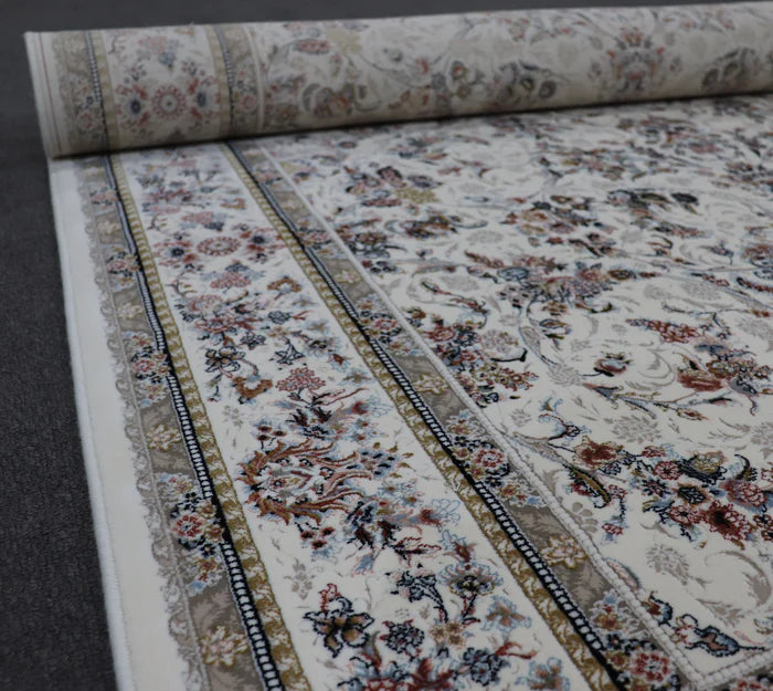 Zomorod 37001 Cream Traditional Rug