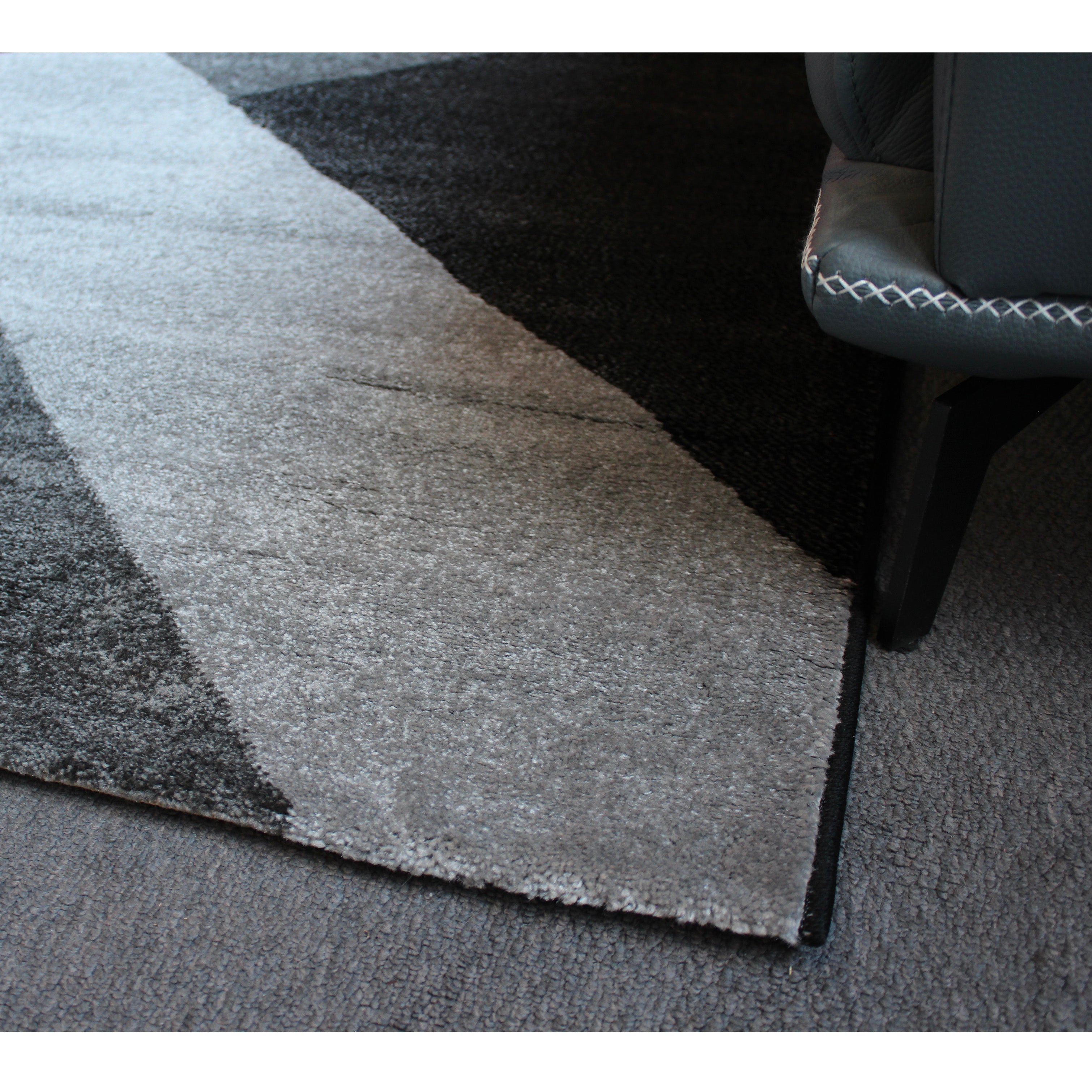 Jasmine Fe394 Black Dark Grey Modern Rug